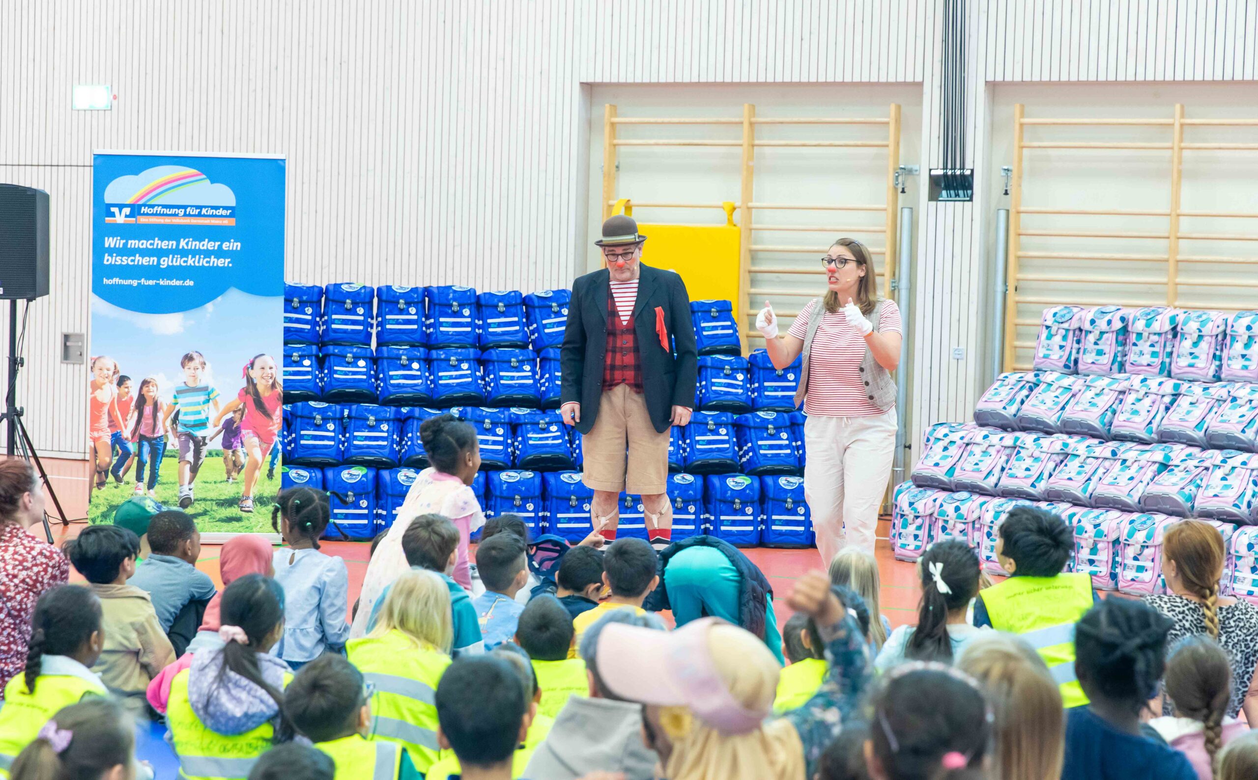 Kiwanis Darmstadt, Kiwanis‑Club Darmstadt, Kiwanis Förderverein Darmstadt, Kiwanis Mitglieder Darmstadt, Kiwanis Schulranzenaktion, Kiwanis Engagement Darmstadt, Kiwanis soziale Projekte, Kiwanis Kinderhilfe, Kiwanis Jugendförderung, Kiwanis gemeinnützig, Kiwanis Ehrenamt Darmstadt, Kiwanis Events, Kiwanis Aktionen, Kiwanis Vorstand, Konstanze Fritsch Kiwanis, Michael Haase Kiwanis, Pascal Reinheimer Kiwanis, Marianne Weiss Kiwanis, Eun‑Cheong Kim Kiwanis, Peter Degel Kiwanis, Lorenz Rohrmann Kiwanis, Thilo Albrecht Kiwanis, Davide Carsidona Kiwanis, Sinikka Cecconami Kiwanis, Reiner Dächert Kiwanis, Christian Grau Kiwanis, Ralf Hellriegel Kiwanis, Susanne Porges Kiwanis, Hans Peter Hoffmann Kiwanis, Felix Hotz Kiwanis, Thomas Jäger Kiwanis, Alexander Schütz Kiwanis, Joachim Weber Kiwanis, Kiwanis Darmstadt 2009, Kiwanis Darmstadt 10‑Jahre Jubiläum, Kiwanis Darmstadt Divisionsversammlung, Kiwanis Darmstadt ganzjährig Gutes tun Kiwanis Darmstadt, Kiwanis‑Club Darmstadt, Kiwanis Förderverein Darmstadt, Kiwanis Mitglieder Darmstadt, Kiwanis Schulranzenaktion, Kiwanis Engagement Darmstadt, Kiwanis soziale Projekte, Kiwanis Kinderhilfe, Kiwanis Jugendförderung, Kiwanis gemeinnützig, Kiwanis Ehrenamt Darmstadt, Kiwanis Events, Kiwanis Aktionen, Kiwanis Vorstand, Konstanze Fritsch Kiwanis, Michael Haase Kiwanis, Pascal Reinheimer Kiwanis, Marianne Weiss Kiwanis, Eun‑Cheong Kim Kiwanis, Peter Degel Kiwanis, Lorenz Rohrmann Kiwanis, Thilo Albrecht Kiwanis, Davide Carsidona Kiwanis, Sinikka Cecconami Kiwanis, Reiner Dächert Kiwanis, Christian Grau Kiwanis, Ralf Hellriegel Kiwanis, Susanne Porges Kiwanis, Hans Peter Hoffmann Kiwanis, Felix Hotz Kiwanis, Thomas Jäger Kiwanis, Alexander Schütz Kiwanis, Joachim Weber Kiwanis, Kiwanis Darmstadt 2009, Kiwanis Darmstadt 10‑Jahre Jubiläum, Kiwanis Darmstadt Divisionsversammlung, Kiwanis Darmstadt ganzjährig Gutes tun